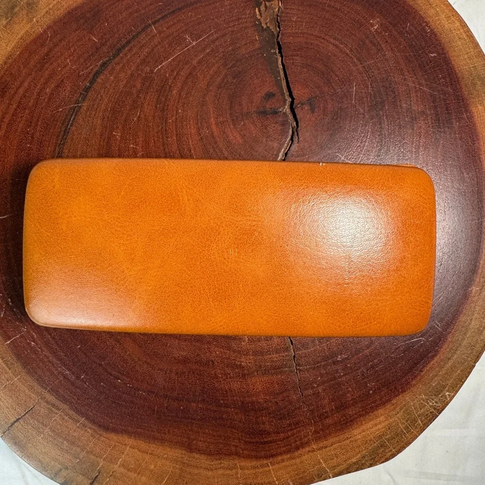 Glen Lane Tan Faux Leather Hard Shell Eyeglasses Sunglasses Case Wood Grain Logo